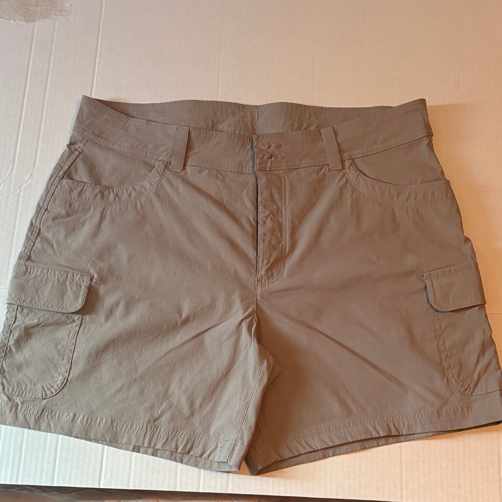 Eddie Bauer Women's Brown Cargo Shorts